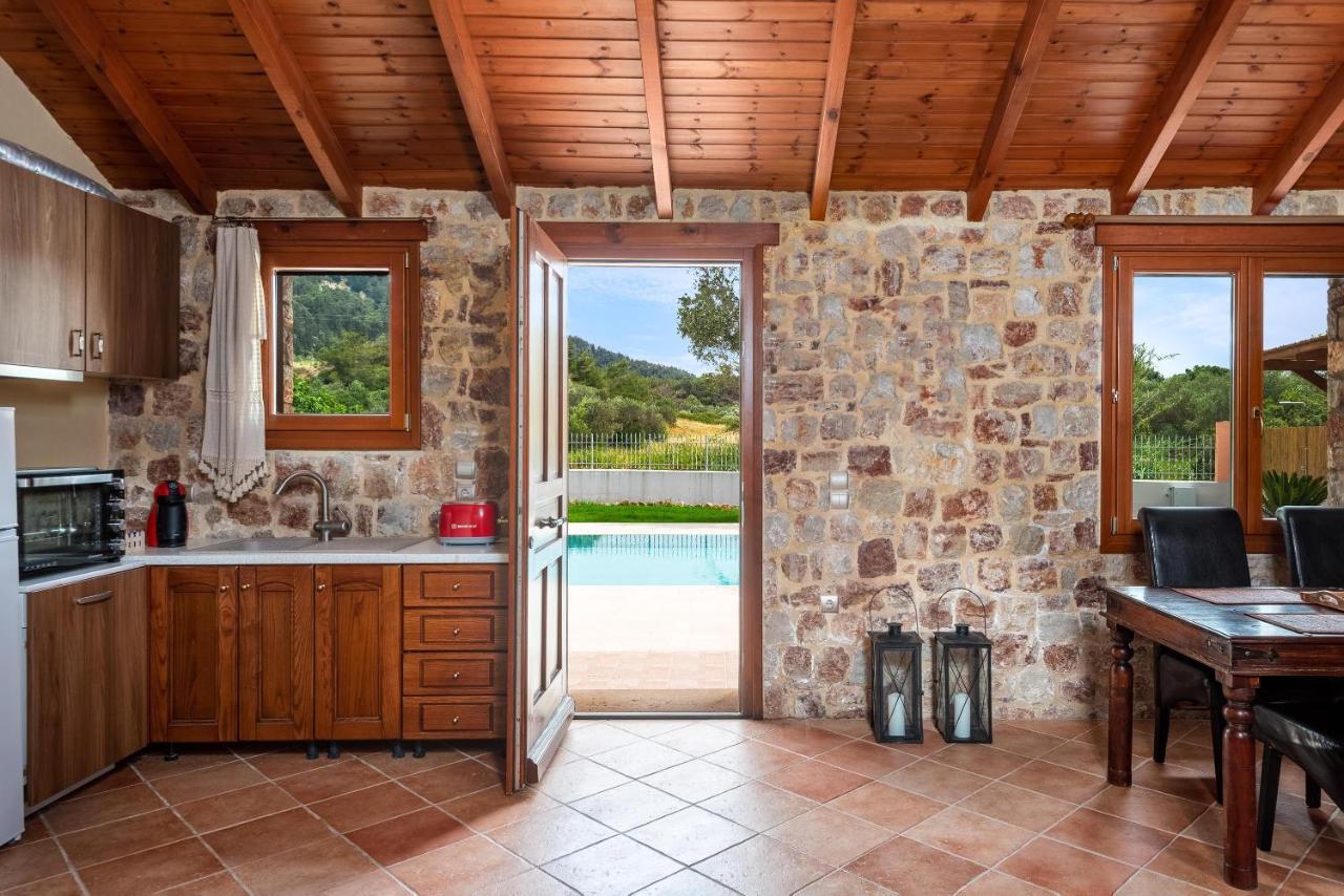 Filerolia Stone House Villa Pastida Exteriör bild